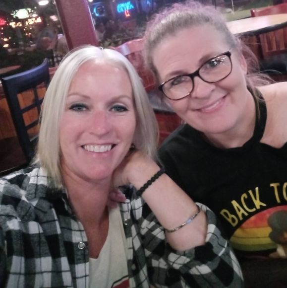 Meet your Posher, Marie Michelle - Picture 4 of 7